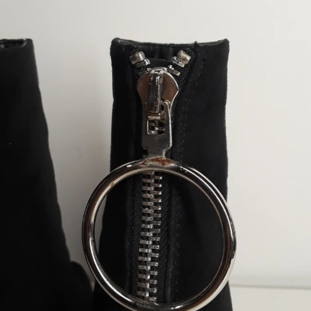 PUBLIC DESIRE Fleek Silver O Ring Zipper Black Faux Suede Ankle Boots 7 - Picture 13 of 13